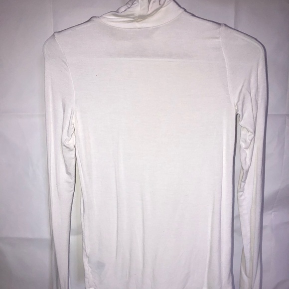 American eagle long sleeve - Picture 2 of 3